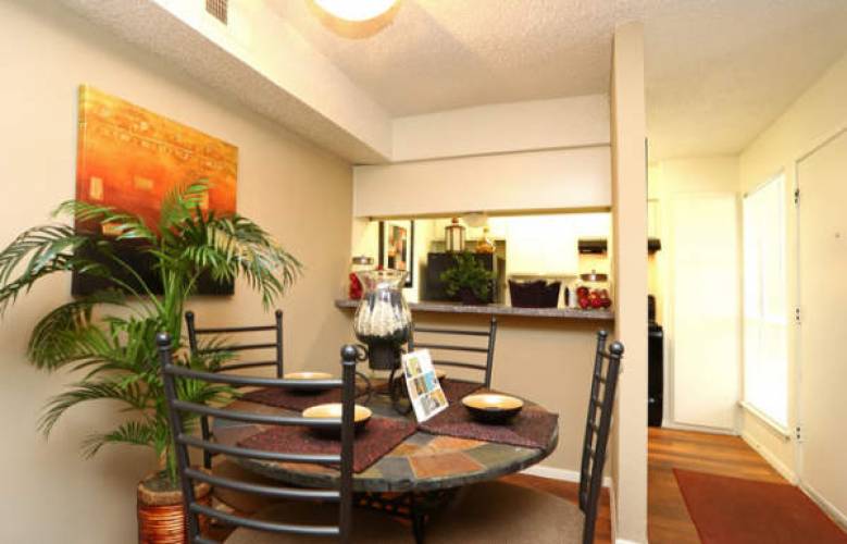 Rental by Apartment Wolf | Westridge Apartments | 1702 Mineral Wells Hwy, Weatherford, TX 76088 | apartmentwolf.com
