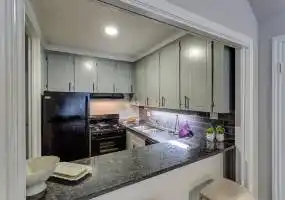 Rental by Apartment Wolf | Chateaux Dijon | 5331 Beverly Hill St, Houston, TX 77056 | apartmentwolf.com