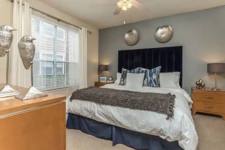 Rental by Apartment Wolf | Plaza at Westchase | 2601 Woodland Park Dr, Houston, TX 77077 | apartmentwolf.com