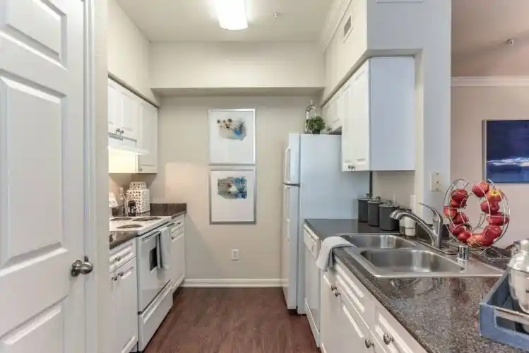 Rental by Apartment Wolf | Plaza at Westchase | 2601 Woodland Park Dr, Houston, TX 77077 | apartmentwolf.com