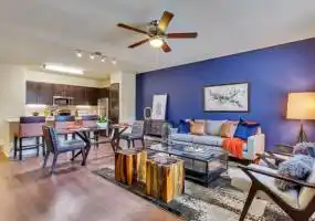 Rental by Apartment Wolf | Lincoln Kessler Park | 2400 Fort Worth Ave, Dallas, TX 75211 | apartmentwolf.com