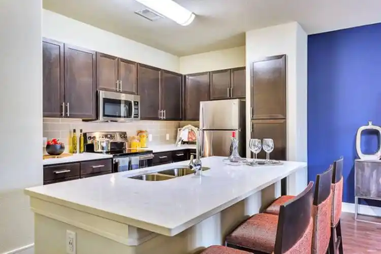 Rental by Apartment Wolf | Lincoln Kessler Park | 2400 Fort Worth Ave, Dallas, TX 75211 | apartmentwolf.com