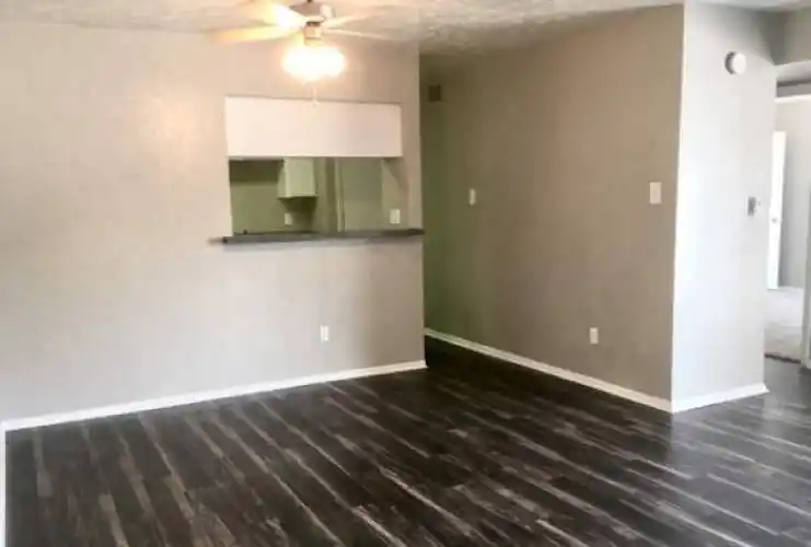 Rental by Apartment Wolf | Bel Air Plano | 3500 Hillridge Dr, Plano, TX 75074 | apartmentwolf.com