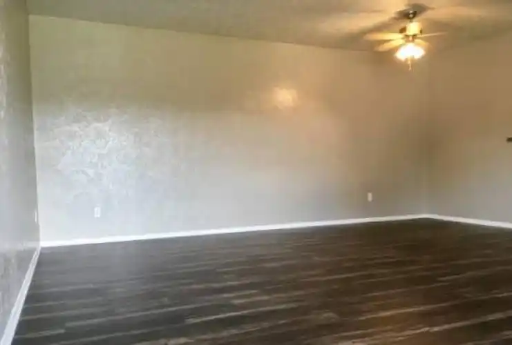 Rental by Apartment Wolf | Bel Air Plano | 3500 Hillridge Dr, Plano, TX 75074 | apartmentwolf.com