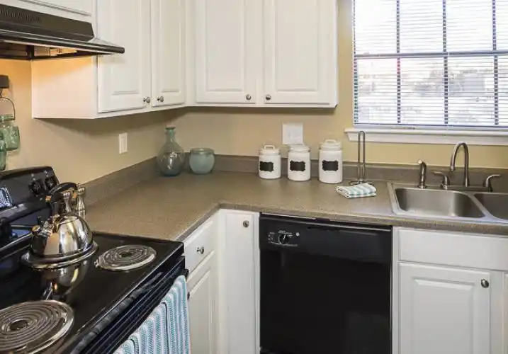 Rental by Apartment Wolf | Creekside Village | 3400 W Park Blvd, Plano, TX 75075 | apartmentwolf.com