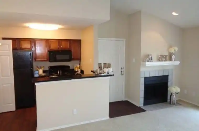 Rental by Apartment Wolf | Preston Bend | 18790 Lloyd Dr, Dallas, TX 75252 | apartmentwolf.com