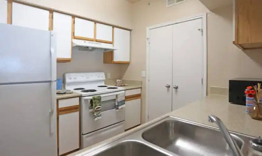 Rental by Apartment Wolf | Deer Creek | 3379-3380 Timber View Dr, San Antonio, TX 78251 | apartmentwolf.com