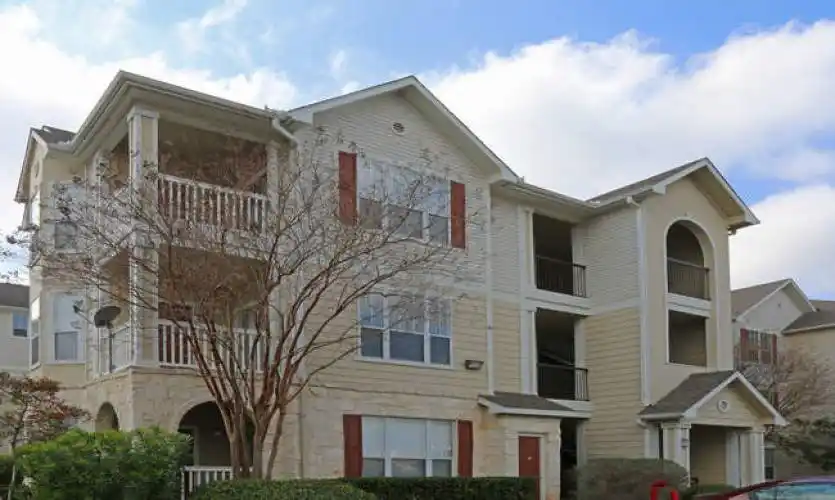 Rental by Apartment Wolf | Mission Ranch | 5600 Babcock Rd, San Antonio, TX 78240 | apartmentwolf.com