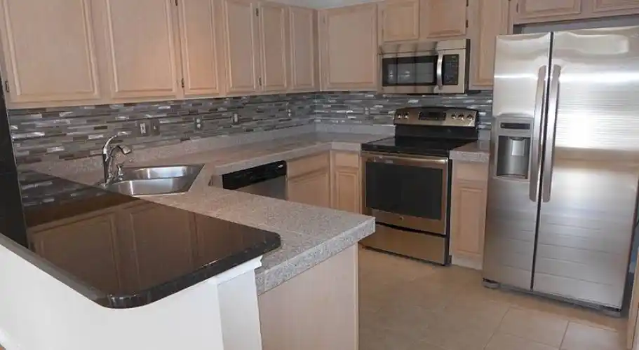 Rental by Apartment Wolf | Walnut Square Townhomes | 4051 Beltway Dr, Addison, TX 75001 | apartmentwolf.com