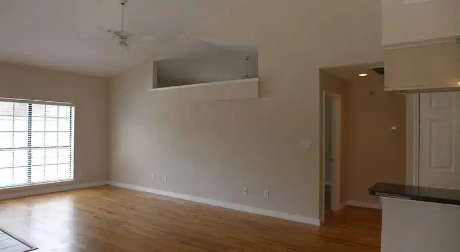 Rental by Apartment Wolf | Walnut Square Townhomes | 4051 Beltway Dr, Addison, TX 75001 | apartmentwolf.com