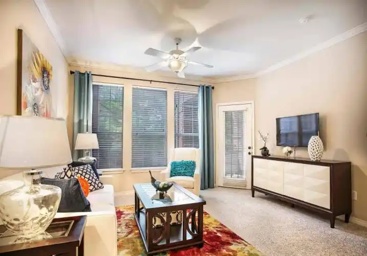 Rental by Apartment Wolf | Lexington at Valley Ranch | 202 Santa Fe Trl, Irving, TX 75063 | apartmentwolf.com