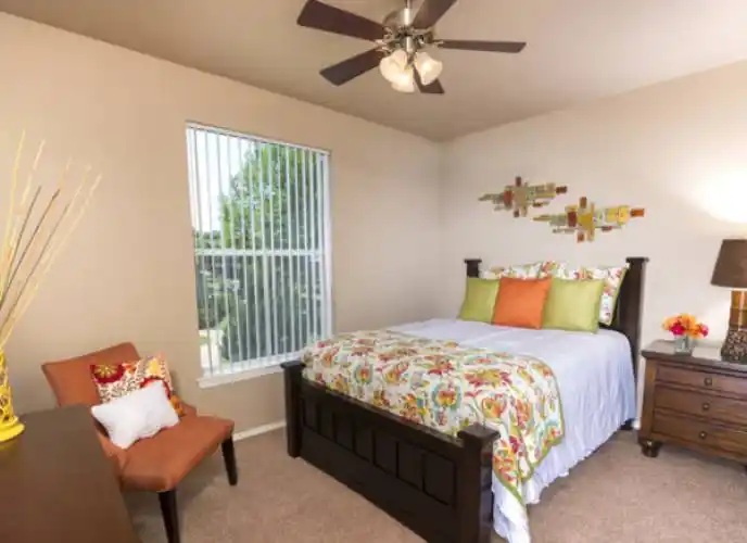 Rental by Apartment Wolf | Lakeview At Parkside | 3950-3990 Spring Valley Rd, Farmers Branch, TX 752 | apartmentwolf.com