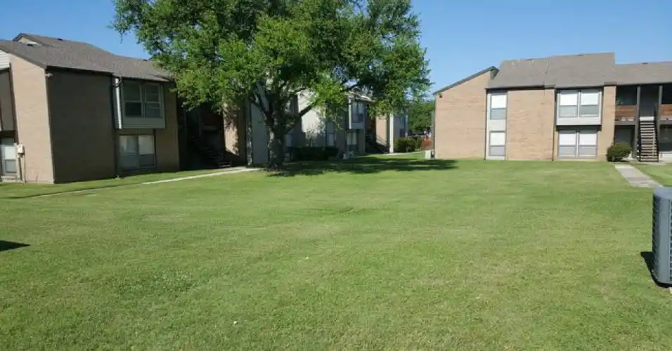 Rental by Apartment Wolf | Aspire Townbluff | 2821 Townbluff Dr, Plano, TX 75075 | apartmentwolf.com