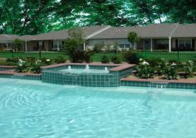 Rental by Apartment Wolf | Oak Haven Estates | 415 N East St, Arlington, TX 76011 | apartmentwolf.com