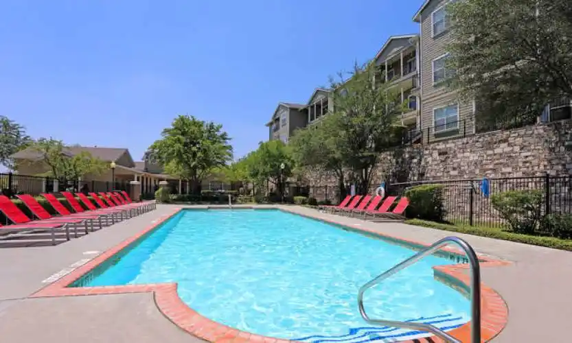 Rental by Apartment Wolf | Saddle Ridge | 5711 N Knoll, San Antonio, TX 78240 | apartmentwolf.com