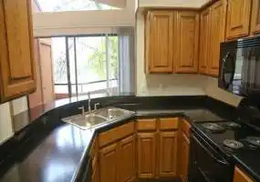 Rental by Apartment Wolf | Fountainhead | 4400 Horizon Hill Blvd, San Antonio, TX 78229 | apartmentwolf.com