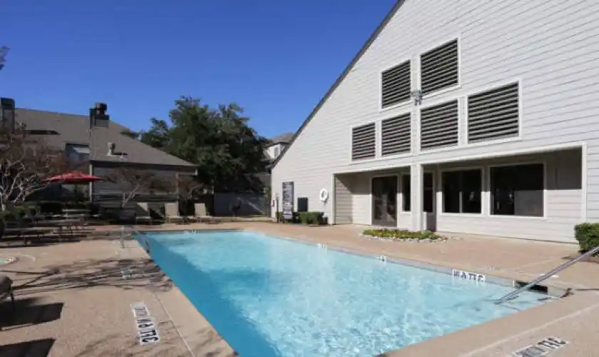 Rental by Apartment Wolf | Colinas Pointe | 4300 Rainier St, Irving, TX 75062 | apartmentwolf.com