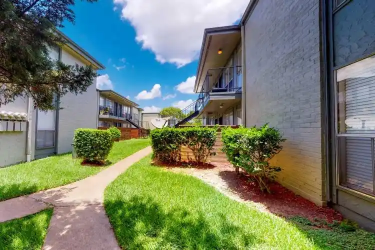 Rental by Apartment Wolf | Creekside Villas at Clear Lake | 707 El Dorado Blvd, Houston, TX 77062 | apartmentwolf.com