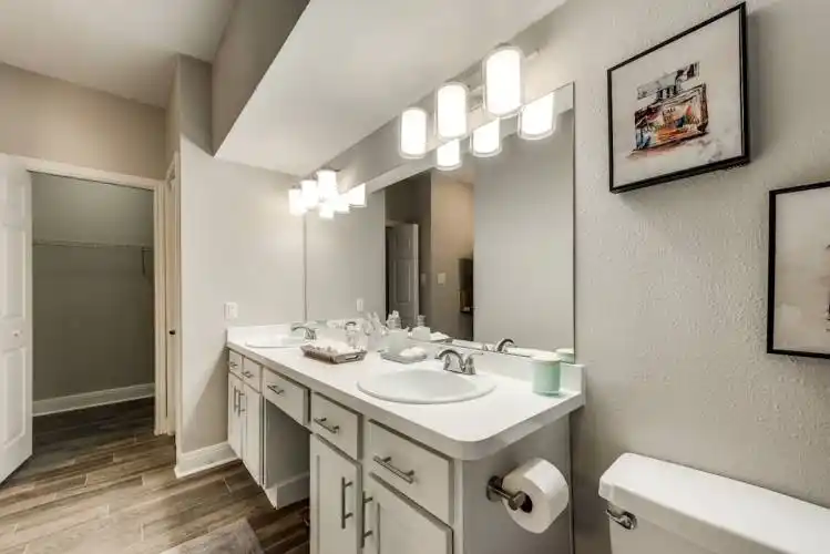 Rental by Apartment Wolf | Champions Park | 13050 Champions Park Dr, Houston, TX 77069 | apartmentwolf.com