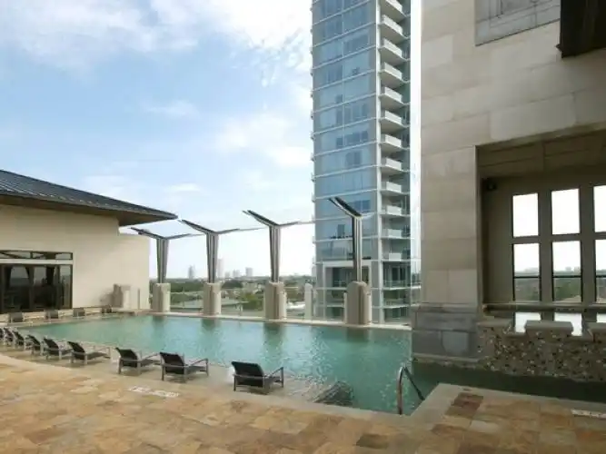 Rental by Apartment Wolf | Arrive River Oaks | 2800 Kirby Dr, Houston, TX 77098 | apartmentwolf.com