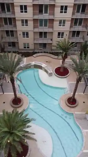 Rental by Apartment Wolf | Arrive River Oaks | 2800 Kirby Dr, Houston, TX 77098 | apartmentwolf.com