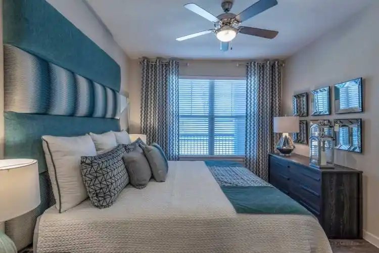 Rental by Apartment Wolf | Smart Living on Cullen | 13555 Cullen Blvd, Houston, TX 77047 | apartmentwolf.com