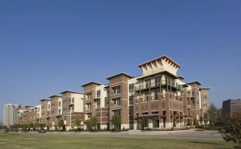 Rental by Apartment Wolf | IMT Lakeshore Lofts | 800 Lake Carolyn Pky, Irving, TX 75039 | apartmentwolf.com