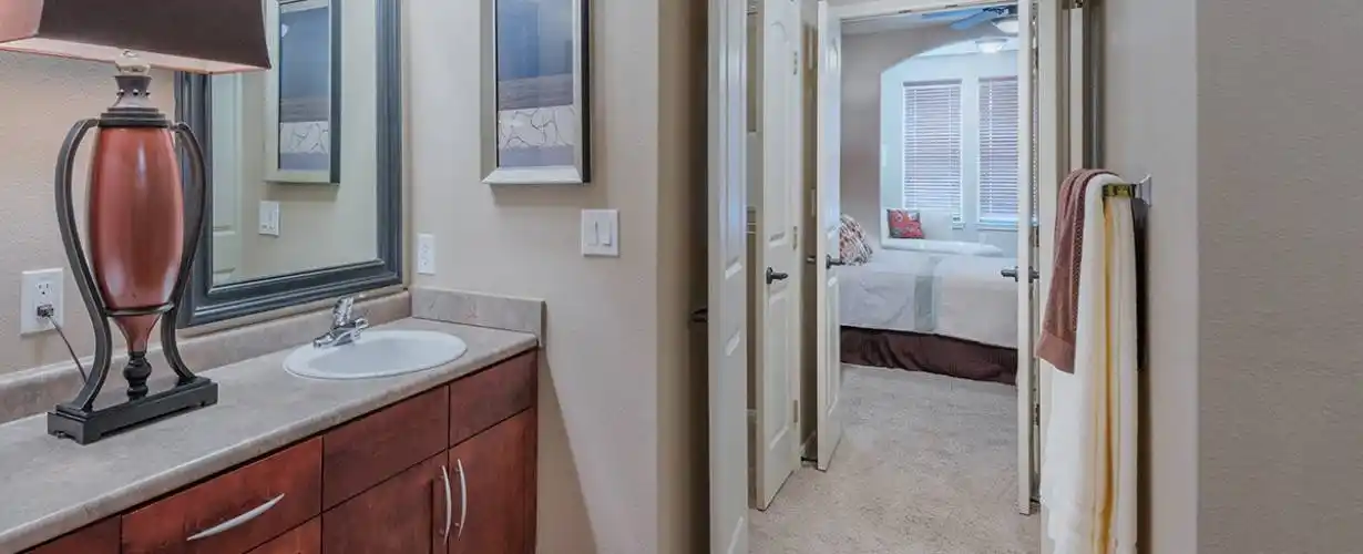 Rental by Apartment Wolf | Bella Casita | 851 Lake Carolyn Pky, Irving, TX 75039 | apartmentwolf.com