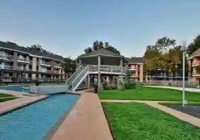 Rental by Apartment Wolf | Bellaire Oasis at Oakwell | 1946 NE Loop 410, San Antonio, TX 78217 | apartmentwolf.com