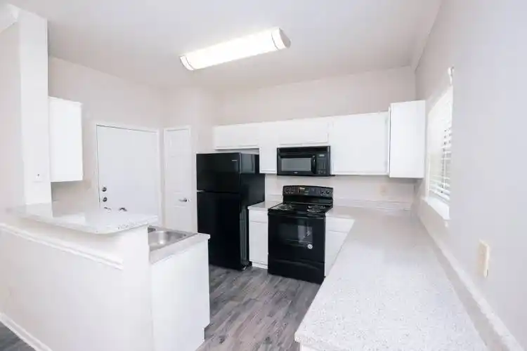 Rental by Apartment Wolf | Lakeview Apartments | 16755 Ella Blvd, Houston, TX 77090 | apartmentwolf.com