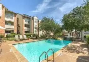 Rental by Apartment Wolf | Creekwood Apartment Homes | 4208 W Pioneer Dr, Irving, TX 75061 | apartmentwolf.com