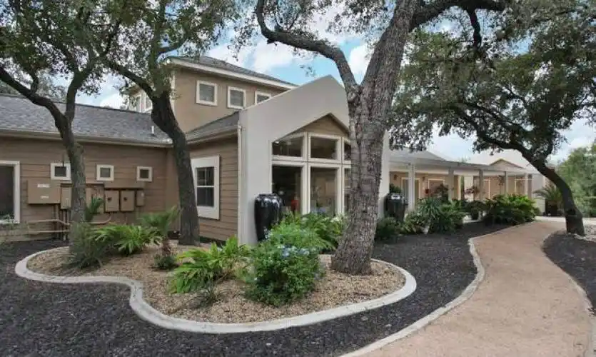 Rental by Apartment Wolf | The Ridge at Bandera | 10950 Biering Ln, San Antonio, TX 78249 | apartmentwolf.com