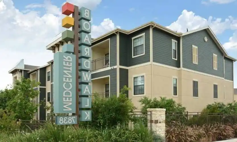 Rental by Apartment Wolf | Boardwalk Med Center | 7838 Huebner Rd, San Antonio, TX 78240 | apartmentwolf.com