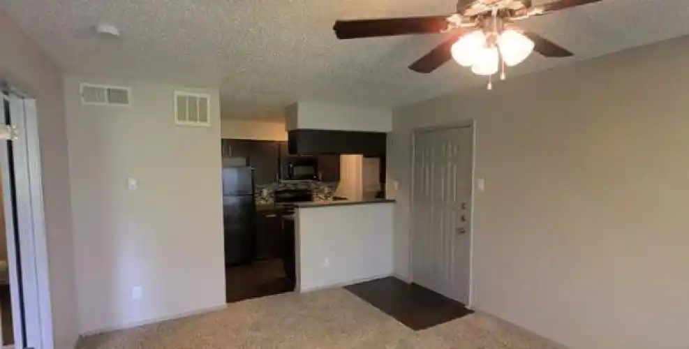 Rental by Apartment Wolf | The Trails of Towne Lake | 1147 Esters Rd, Irving, TX 75061 | apartmentwolf.com