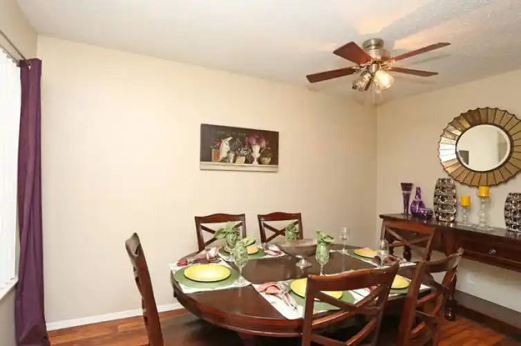 Rental by Apartment Wolf | Valley Oaks | 101 E Pipeline Rd, Hurst, TX 76053 | apartmentwolf.com