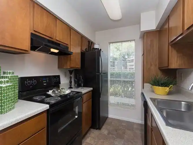 Rental by Apartment Wolf | Broadstone Briar Forest | 2215 Avenida Ln, Houston, TX 77077 | apartmentwolf.com