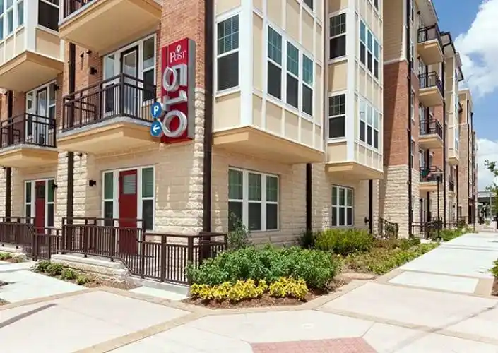 Rental by Apartment Wolf | Post 510 | 510 Richmond Ave, Houston, TX 77006 | apartmentwolf.com