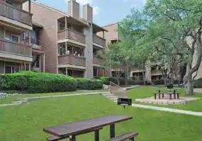 Rental by Apartment Wolf | Oak Springs Apartments | 3919 Perrin Central Blvd, San Antonio, TX 78217 | apartmentwolf.com