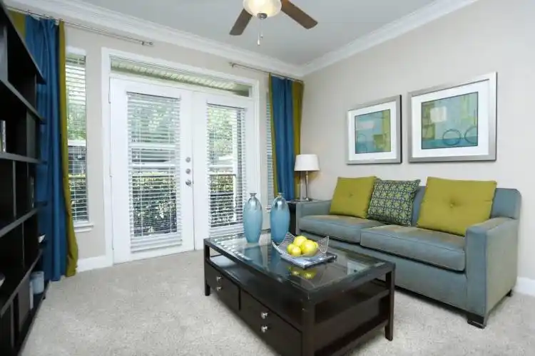 Rental by Apartment Wolf | Kirby Place Apartments | 7500 Kirby Dr, Houston, TX 77030 | apartmentwolf.com