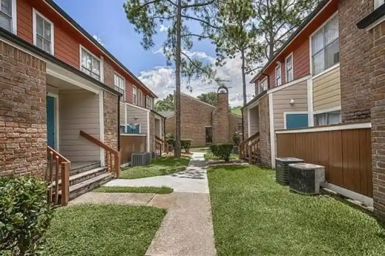 Rental by Apartment Wolf | North Park Apartments | 90 Northpoint Dr, Houston, TX 77060 | apartmentwolf.com