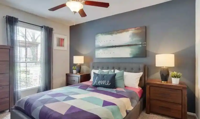 Rental by Apartment Wolf | Vantage Point | 12703 Jones Rd, Houston, TX 77070 | apartmentwolf.com