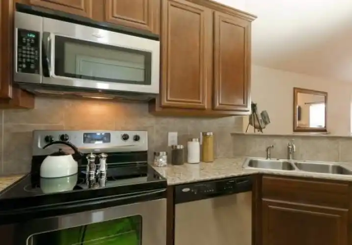 Rental by Apartment Wolf | Lakeside at Coppell Apartments | 620 N Coppell Rd, Coppell, TX 75019 | apartmentwolf.com