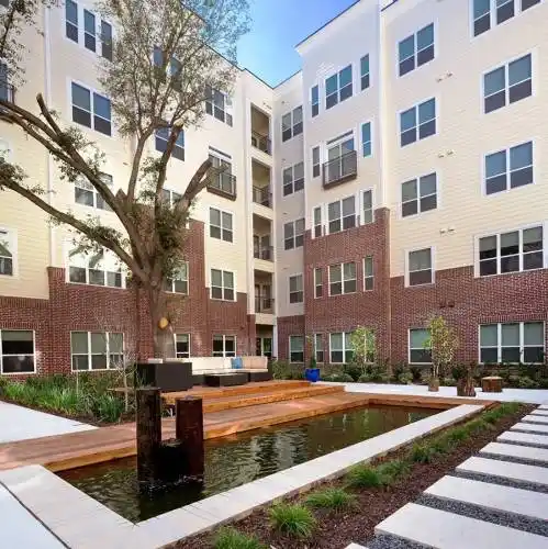 Rental by Apartment Wolf | District at Greenbriar | 4100 Greenbriar Dr, Houston, TX 77098 | apartmentwolf.com