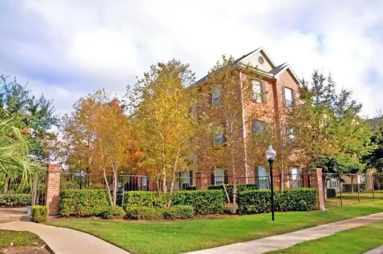 Rental by Apartment Wolf | The Windwater at Windmill Lakes | 9757 Windwater Dr, Houston, TX 77075 | apartmentwolf.com