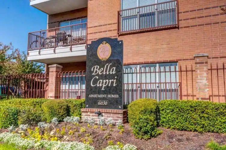 Rental by Apartment Wolf | Bella Capri | 2433 Fort Worth St, Grand Prairie, TX 75050 | apartmentwolf.com