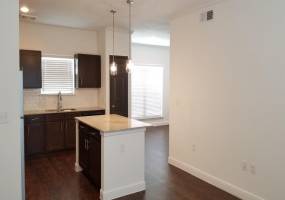 Rental by Apartment Wolf | The Townhomes at Lake Park | 1555 Cullen Blvd, Pearland, TX 77581 | apartmentwolf.com