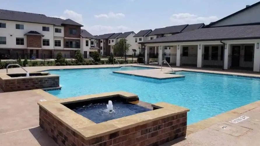 Rental by Apartment Wolf | The Townhomes at Lake Park | 1555 Cullen Blvd, Pearland, TX 77581 | apartmentwolf.com