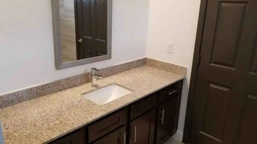 Rental by Apartment Wolf | The Townhomes at Lake Park | 1555 Cullen Blvd, Pearland, TX 77581 | apartmentwolf.com