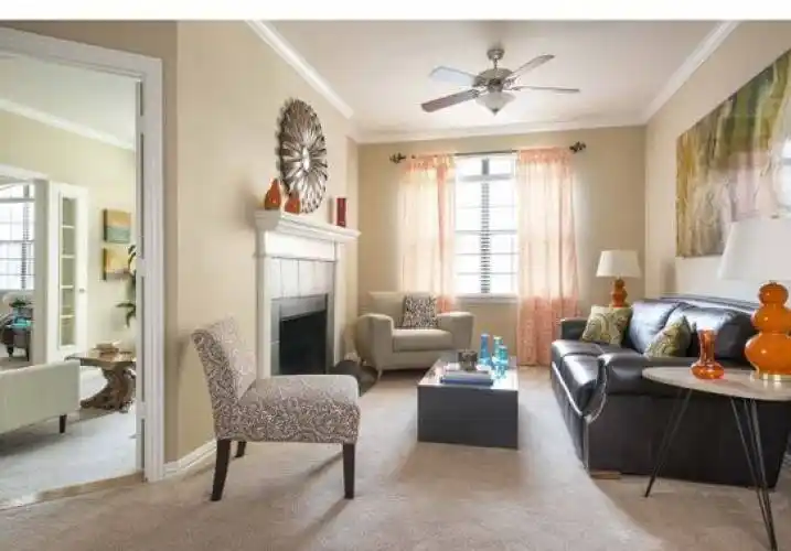 Rental by Apartment Wolf | Gables Mirabella | 2600 Cole Ave, Dallas, TX 75204 | apartmentwolf.com