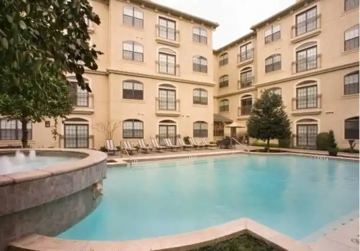 Rental by Apartment Wolf | Gables Mirabella | 2600 Cole Ave, Dallas, TX 75204 | apartmentwolf.com